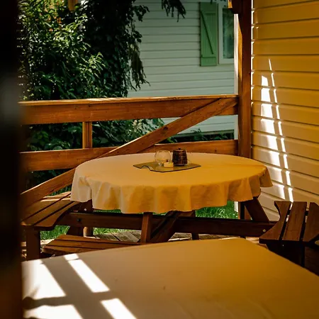 Mobilhome Du Ried Κάμπινγκ